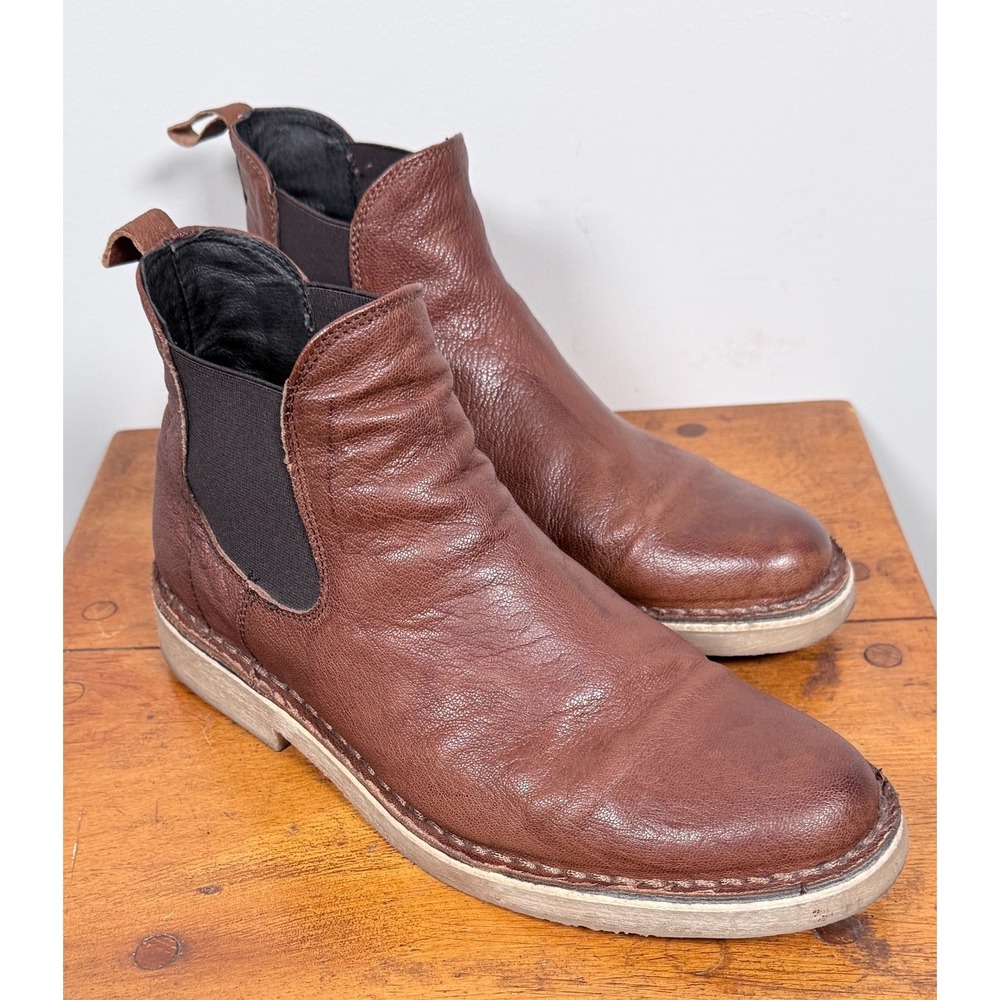 Russell Park Chelsea Leather Boots Mens 9 Brown Pull on Preppy